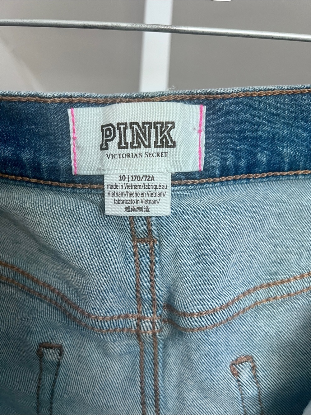 PINK Victoria's Secret Denim Cut Off Shorts Distressed Raw Hem Classic SZ 10 - Picture 7 of 9